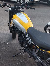 Ducati Scrambler  800 Icon 