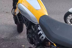 Ducati Scrambler  800 Icon 
