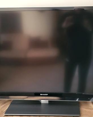 TV -SHARP 46 -AQUOS -QUATTRON-3D
