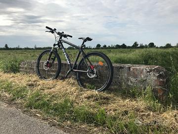 Btwin Rockrider 520
