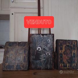 Icona su legno antico