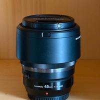 Olympus 45mm 1.2 Pro