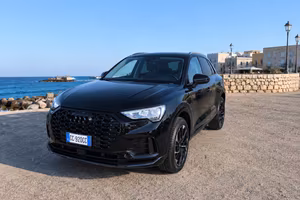 Audi q3 s tronic 2 serie