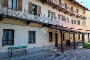 4 LOCALI A VIGONE