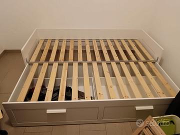 BRIMNES struttura divano letto con due cassetti Ik