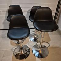 4 sgabelli tipo bar o penisola cucina