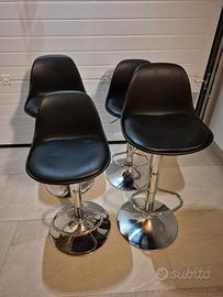 4 sgabelli tipo bar o penisola cucina