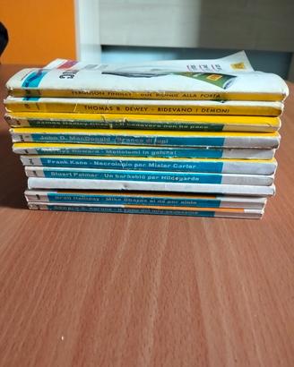 Collezione gialli  vintage polizieschi 