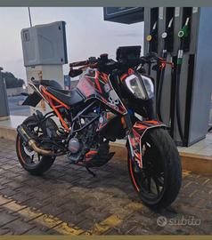 KTM DUKE 125