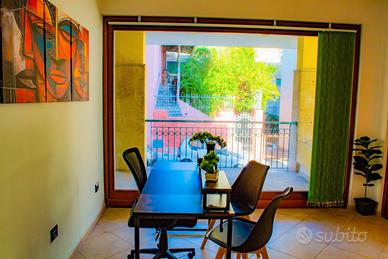 Stanze uso ufficio/studio in Via P. Maria, 27