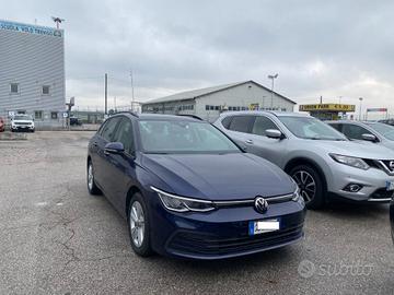 VOLKSWAGEN Golf Variant 2.0 TDI SCR Life