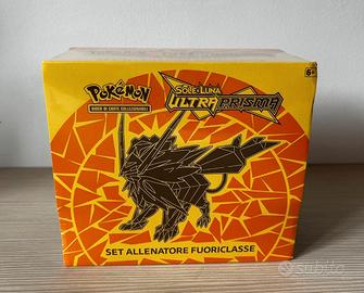 Pokemon Ultraprisma Solgaleo Set allenatore