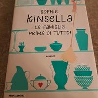 Libro Sophie Kinsella - La Famiglia prima di tutto