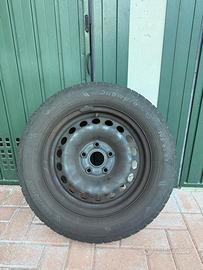 Gomme invernali 195/65 R15 + cerchi in ferro