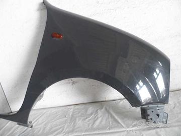 PARAFANGO ANTERIORE DESTRO RENAULT Kangoo 3° Seri