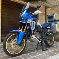 Africa Twin con tris bauli
