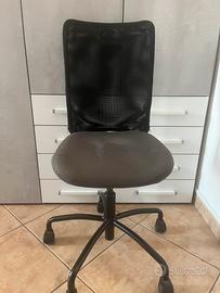 Sedia da Ufficio / Scrivania Nera
