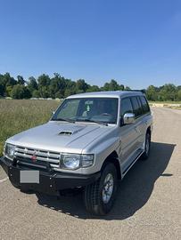 Mitsubishi pajero 2.8  5 porte