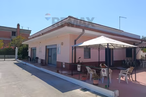 Locale Commerciale - Augusta