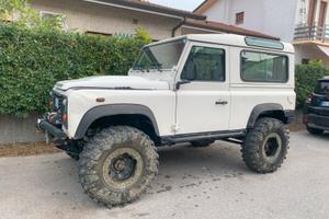 LAND ROVER Defender - 2009
