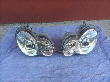 Fari anteriori bi-xenon Mercedes w203