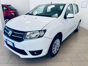 DACIA Sandero 1.5 dCi 8V 75CV Lauréate