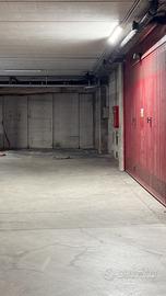 Garage/ posto auto grandi dimensioni/ furgone