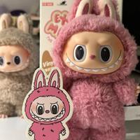 Labubu exciting macarons rosa lychee berry