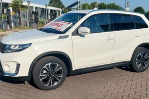 Suzuki Vitara 1.4 Hybrid Top - Solo 4600 km