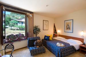 Camera doppia con bagno privato