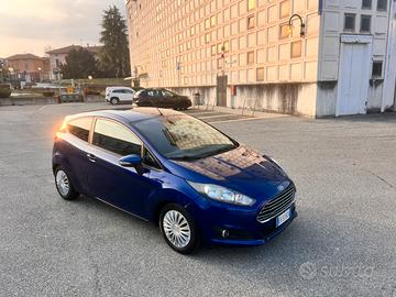 Ford fiesta 3 porte cilindrata 1000 benzina