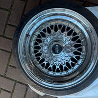 Cerchi e gomme BBS