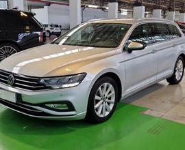 VOLKSWAGEN Passat Variant 2.0 TDI SCR 122 CV EVO