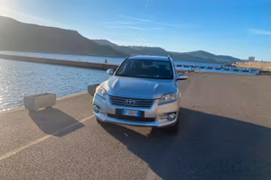 Rav 4   2.2 150 kv