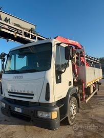 Eurocargo 120e24  con gru e cassone 7metri fisso