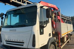 Eurocargo 120e24  con gru e cassone 7metri fisso