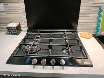 Piano cottura 4 fuochi 