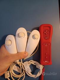 controller con motion plus e tre nunchuk