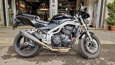 Triumph Speed Triple 955i - 3 cilindri