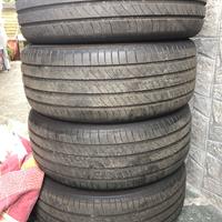 Michelin e.Primacy 235/50 R19 99V – Set da 4