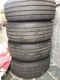 Michelin e.Primacy 235/50 R19 99V – Set da 4