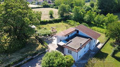 VILLA SINGOLA A CAVE