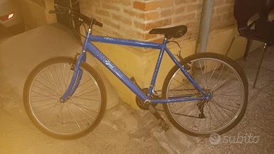 bici promozionale baci perugina 