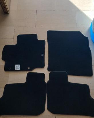 set tappetini mitsubishi space star (nuova colt)