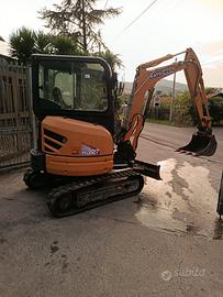 Altro miniescavatore 3000 kg girossagoma