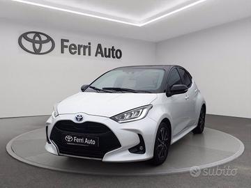 TOYOTA Yaris 1.5h style