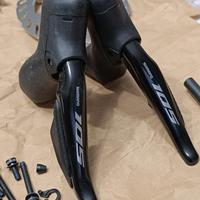 gruppo Shimano 105 R7170 12v di2 nuovo