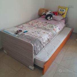 letto doppio con cassetto