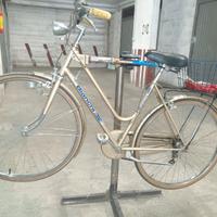 cavalletto manutenzione bici