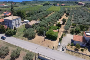 Terreno edificabile 2.000mq e rudere S.v. Chietino